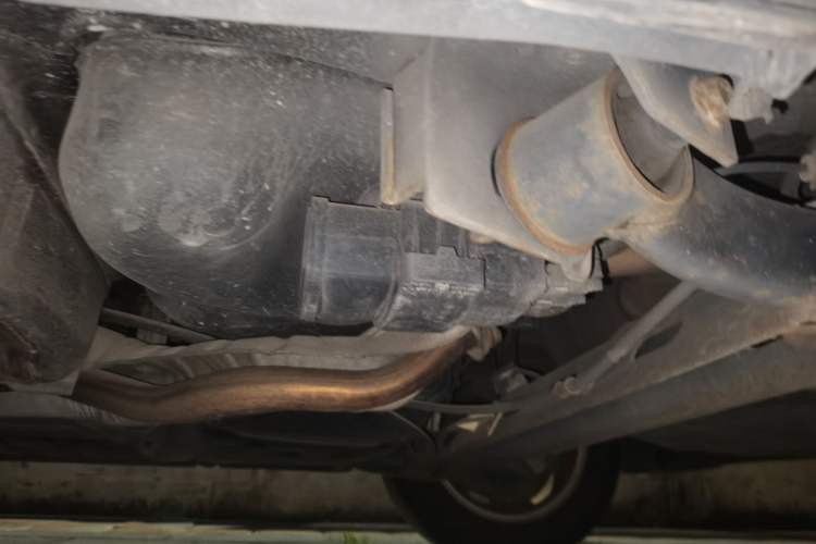 Used Nissan Sylphy 2012 Classic 1.6XE Automatic Comfort Edition Chassis Rear Left