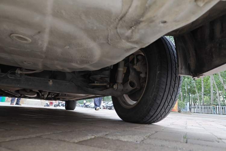 Used Nissan Sylphy 2012 Classic 1.6XE Manual Comfort Edition Chassis Rear Right