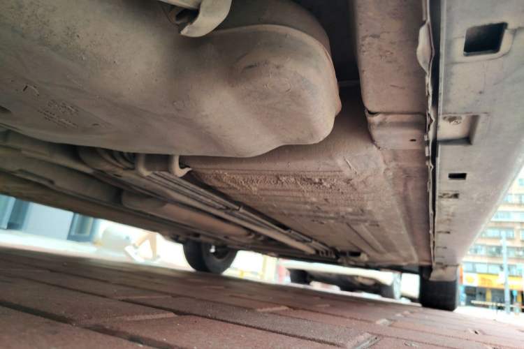 Used Nissan Sylphy 2012 Classic 1.6XE Manual Comfort Edition Chassis Rear Right