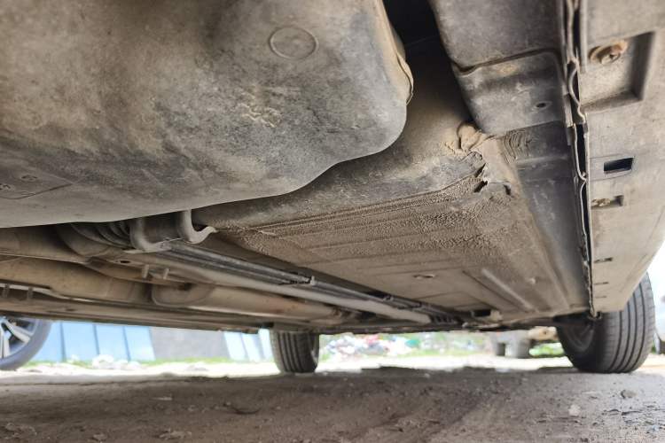 Used Nissan Sylphy 2012 Classic 1.6XE Manual Comfort Edition Chassis Rear Right
