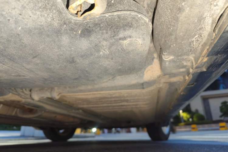 Used Nissan Sylphy 2012 Classic 1.6XE Manual Comfort Edition Chassis Rear Right