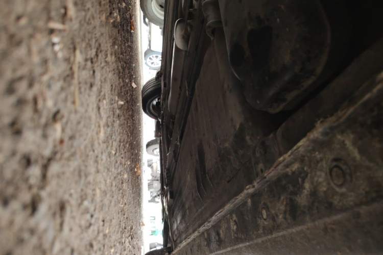 Used Nissan Sylphy 2012 1.6XE Manual Comfort Edition Chassis Rear Right