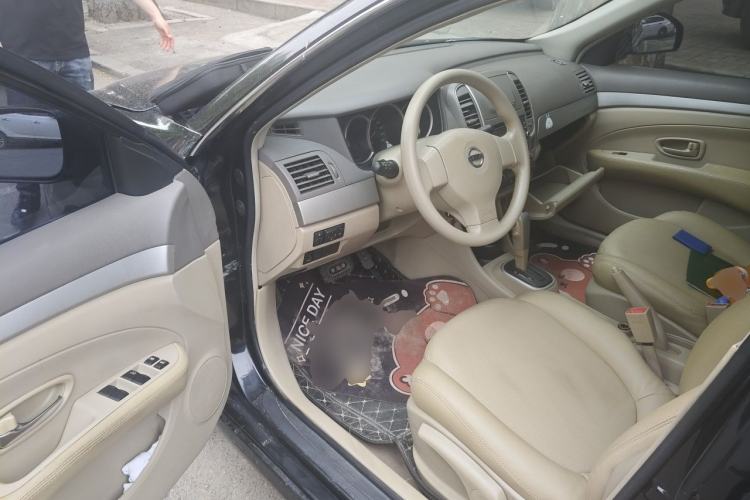 Used Nissan Sylphy 2012 Classic 1.6XE Automatic Comfort Edition Driver Seat