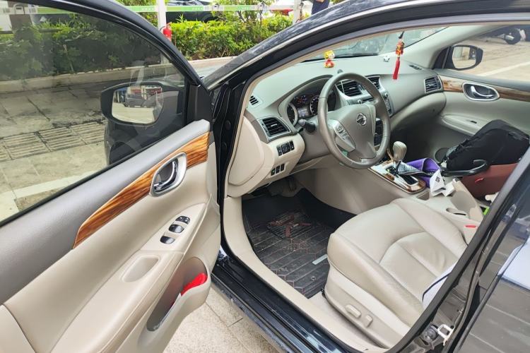 Used Nissan Sylphy 2012 1.8XL CVT Luxury Edition Driver Seat