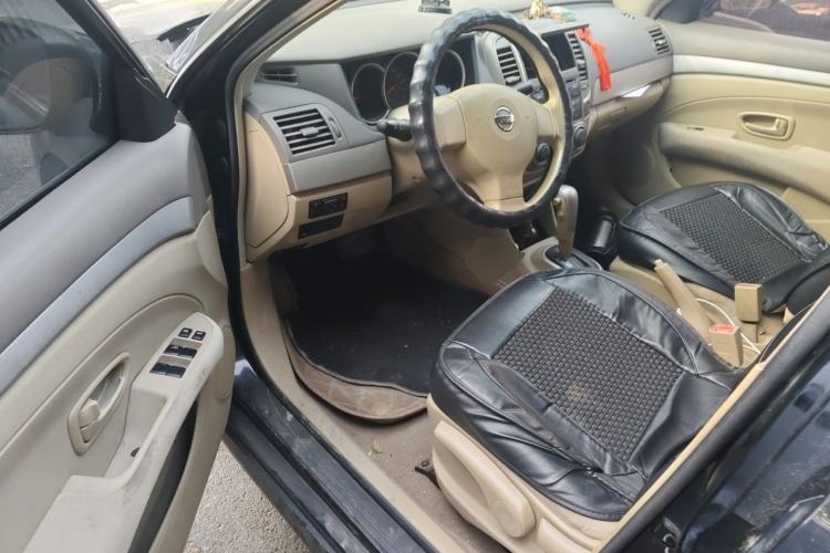 Used Nissan Sylphy 2012 Classic 1.6XE Automatic Comfort Edition Driver Seat