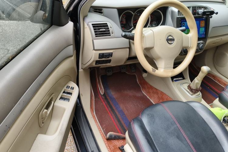Used Nissan Sylphy 2012 Classic 1.6XE Manual Comfort Edition Driver Seat