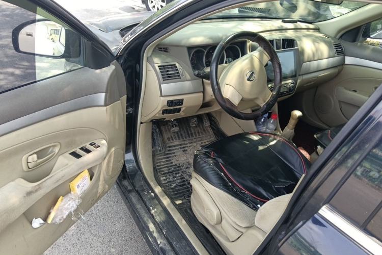 Used Nissan Sylphy 2012 Classic 1.6XE Manual Comfort Edition Driver Seat