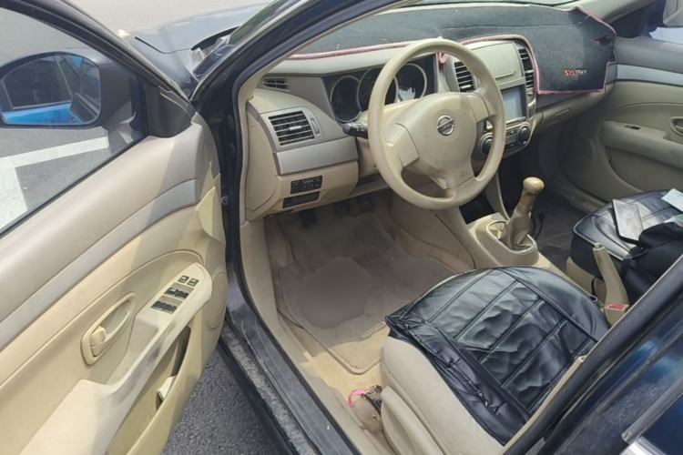 Used Nissan Sylphy 2012 Classic 1.6XE Manual Comfort Edition Driver Seat