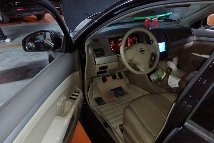 Used Nissan Sylphy 2012 Classic 1.6XE Manual Comfort Edition Driver Seat