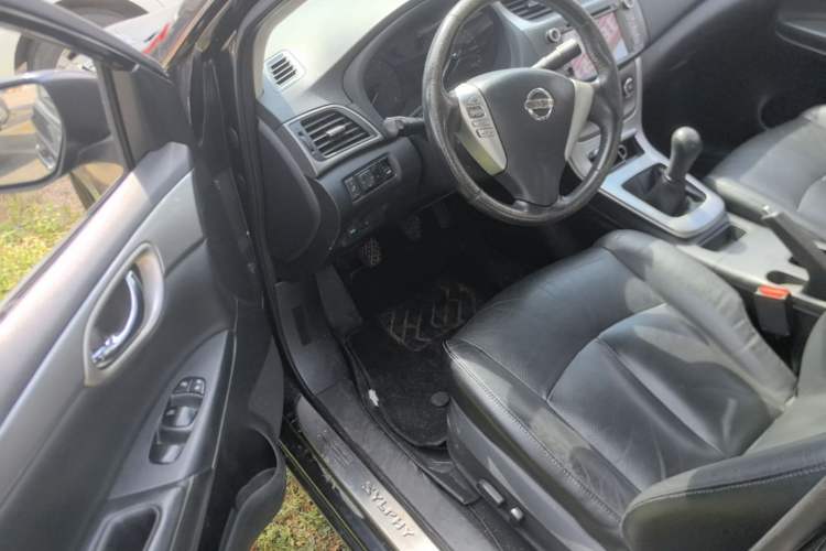 Used Nissan Sylphy 2012 1.6 XL Manual Luxury Edition Driver Seat