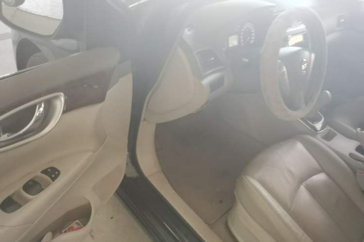 Used Nissan Sylphy 2012 1.6 XL Manual Luxury Edition Driver Seat