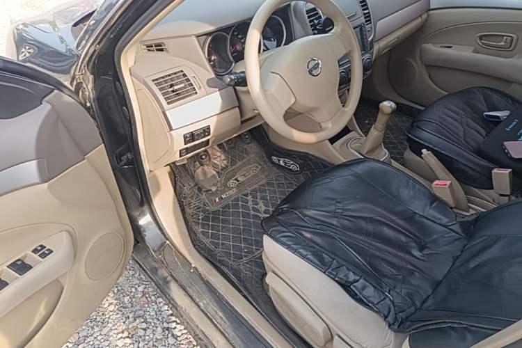 Used Nissan Sylphy 2012 Classic 1.6XE Manual Comfort Edition Driver Seat