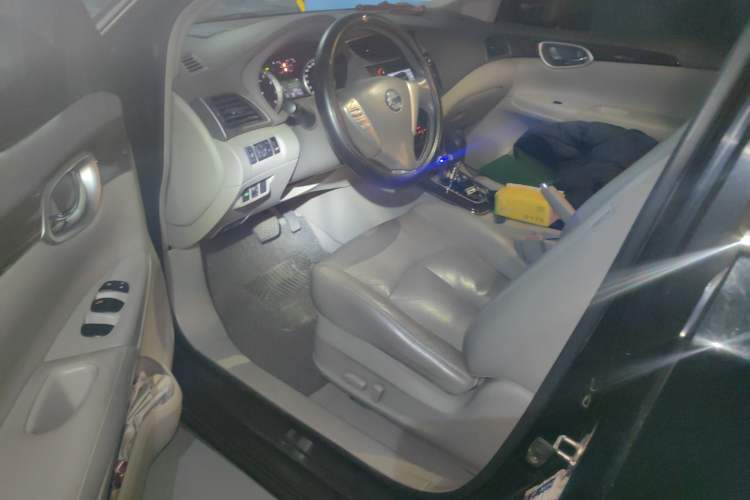Used Nissan Sylphy 2012 1.8XL CVT Luxury Edition Driver Seat