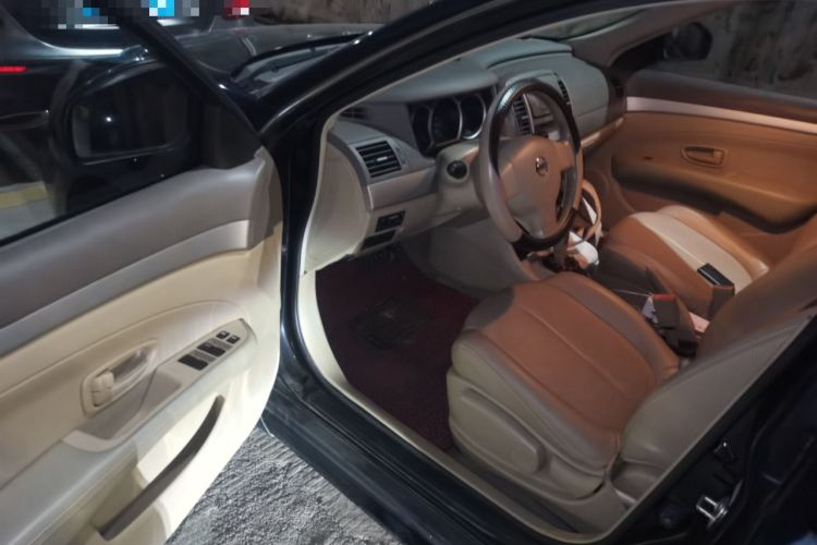 Used Nissan Sylphy 2012 Classic 1.6XE Automatic Comfort Edition Driver Seat
