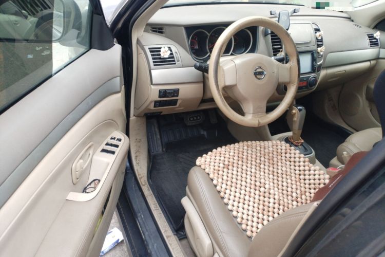 Used Nissan Sylphy 2012 Classic 1.6XE Automatic Comfort Edition Driver Seat