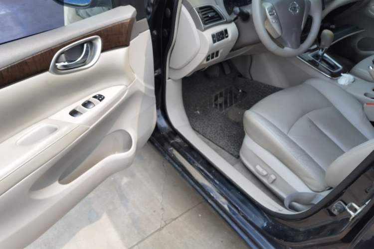 Used Nissan Sylphy 2012 1.6 XL CVT Luxury Edition Driver Seat