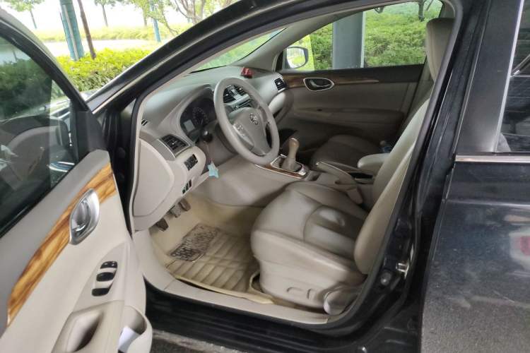 Used Nissan Sylphy 2012 1.6 XL Manual Luxury Edition Driver Seat