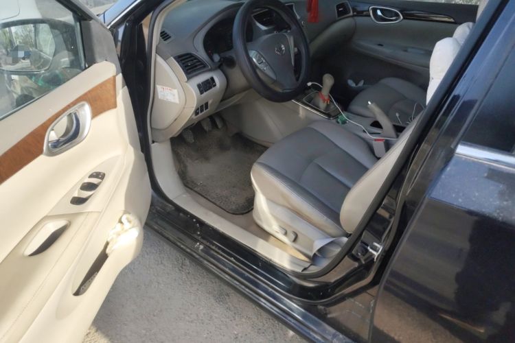 Used Nissan Sylphy 2012 1.6 XL Manual Luxury Edition Driver Seat