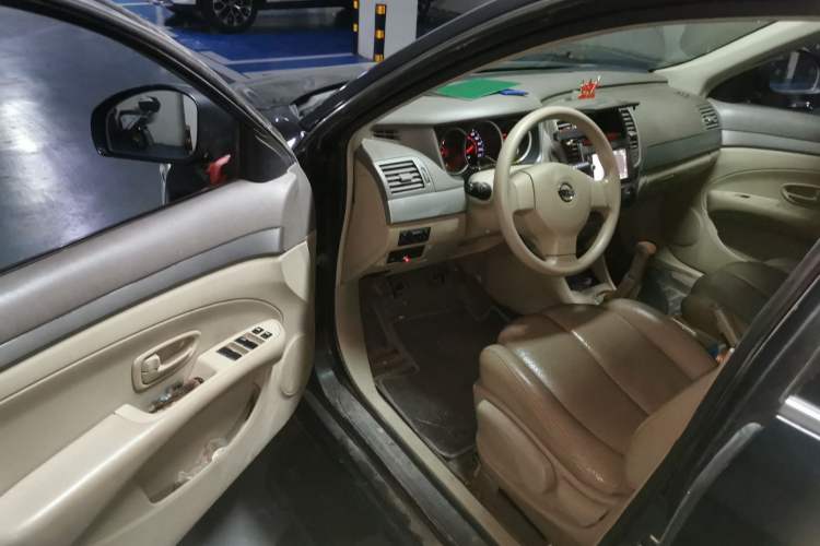 Used Nissan Sylphy 2012 Classic 1.6XL Manual Luxury Edition Driver Seat