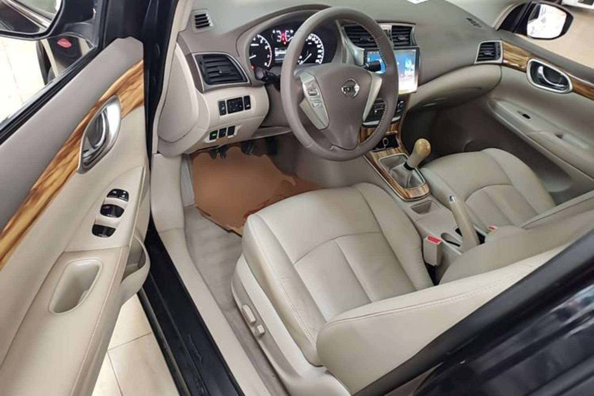 Used Nissan Sylphy 2012 1.6 XL Manual Luxury Edition Driver Seat