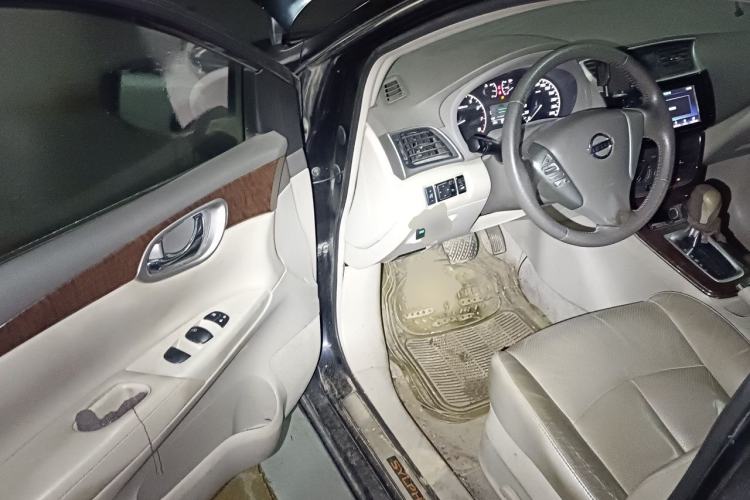 Used Nissan Sylphy 2012 1.6 XL CVT Luxury Edition Driver Seat