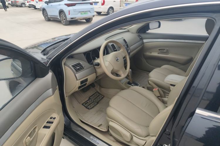 Used Nissan Sylphy 2012 Classic 1.6 XL Automatic Luxury Edition Driver Seat