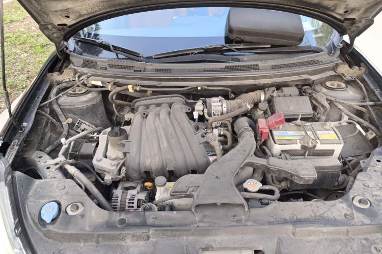 Used Nissan Sylphy 2012 Classic 1.6XE Manual Comfort Edition Engine Bay