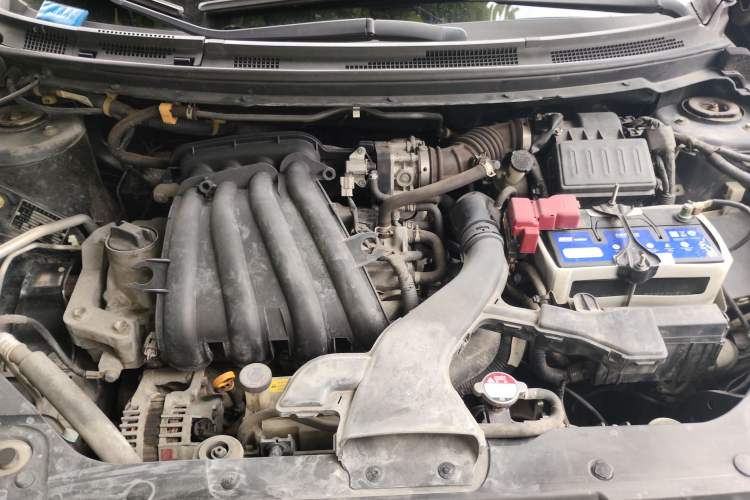 Used Nissan Sylphy 2012 Classic 1.6XE Automatic Comfort Edition Engine Bay