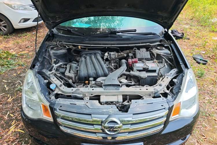 Used Nissan Sylphy 2012 Classic 1.6XE Manual Comfort Edition Engine Bay