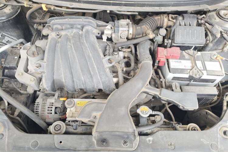 Used Nissan Sylphy 2012 Classic 1.6XE Manual Comfort Edition Engine Bay