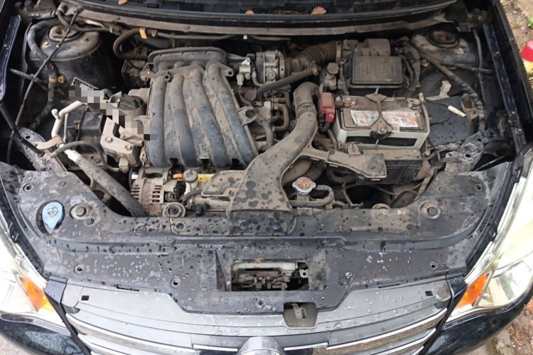 Used Nissan Sylphy 2012 Classic 1.6XL Manual Luxury Edition Engine Bay