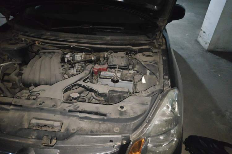 Used Nissan Sylphy 2012 Classic 1.6XE Automatic Comfort Edition Engine Bay Left