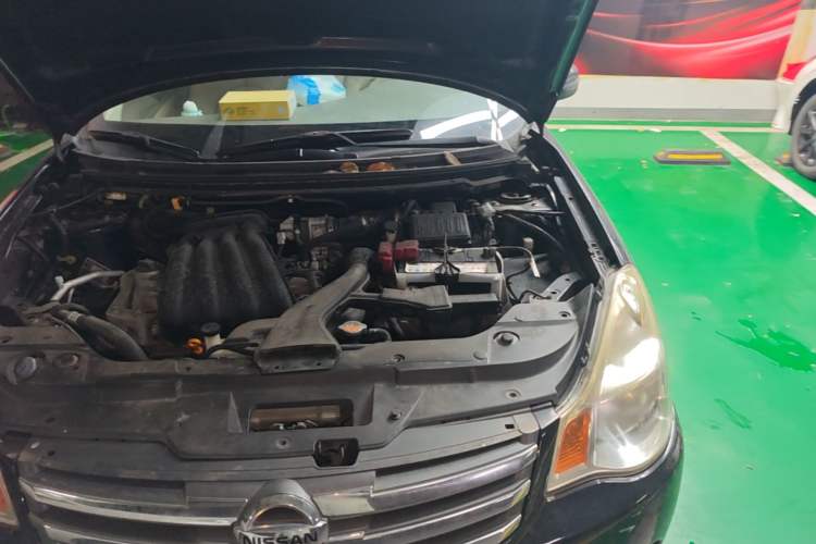 Used Nissan Sylphy 2012 Classic 1.6XE Manual Comfort Edition Engine Bay Left