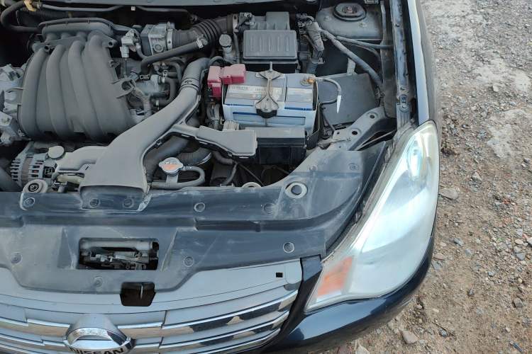 Used Nissan Sylphy 2012 Classic 1.6XE Automatic Comfort Edition Engine Bay Left