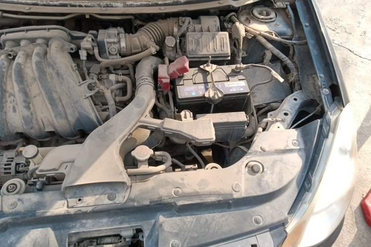 Used Nissan Sylphy 2012 Classic 1.6XE Manual Comfort Edition Engine Bay Left