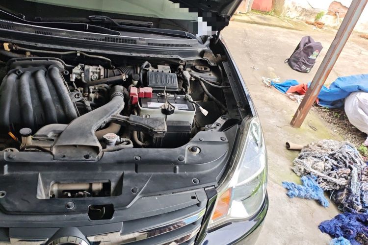 Used Nissan Sylphy 2012 Classic 1.6 XL Automatic Luxury Edition Engine Bay Left