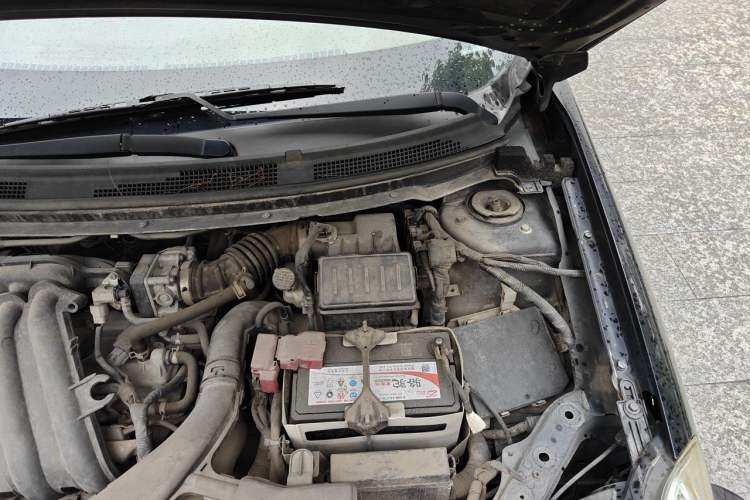 Used Nissan Sylphy 2012 Classic 1.6XE Automatic Comfort Edition Engine Bay Left