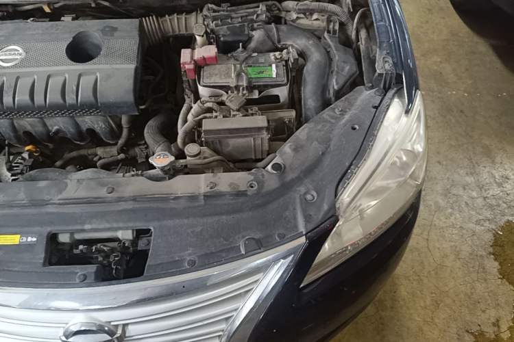 Used Nissan Sylphy 2012 1.6 XL CVT Luxury Edition Engine Bay Left
