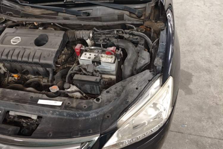 Used Nissan Sylphy 2012 1.6 XL CVT Luxury Edition Engine Bay Left