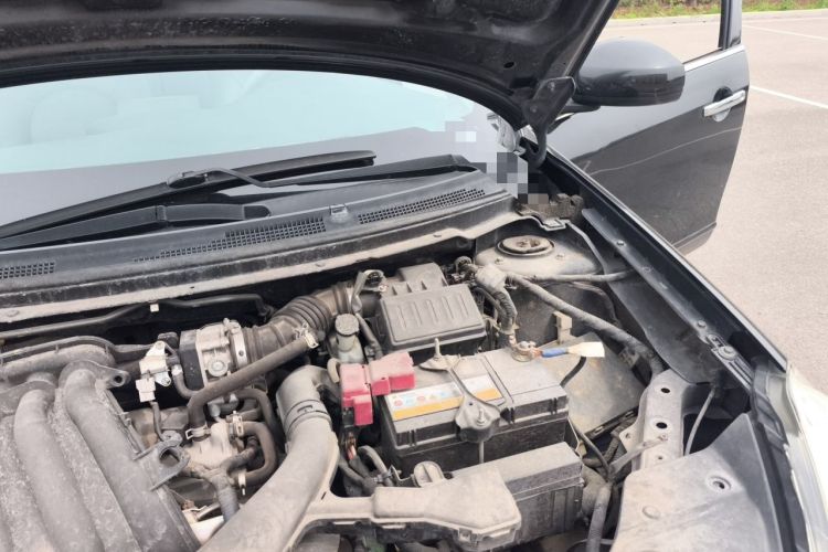 Used Nissan Sylphy 2012 Classic 1.6XE Manual Comfort Edition Engine Bay Left