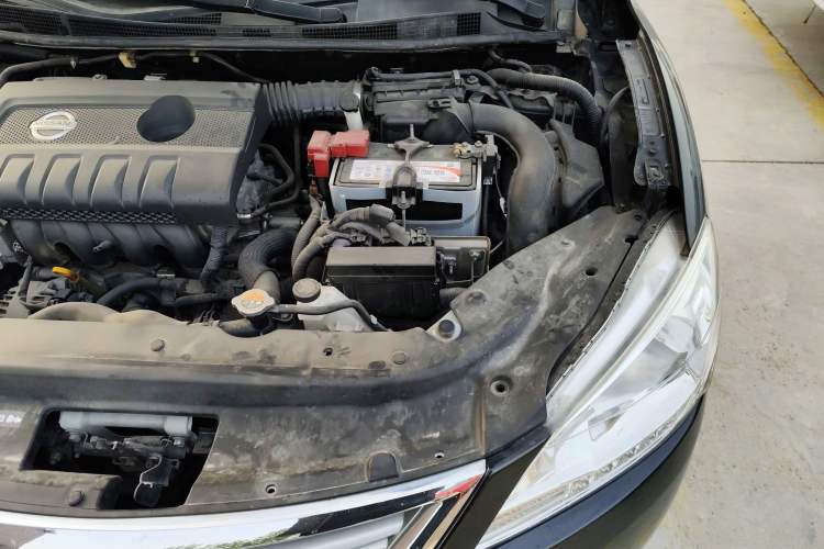 Used Nissan Sylphy 2012 1.6 XL Manual Luxury Edition Engine Bay Left