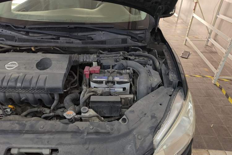 Used Nissan Sylphy 2012 1.6 XL CVT Luxury Edition Engine Bay Left