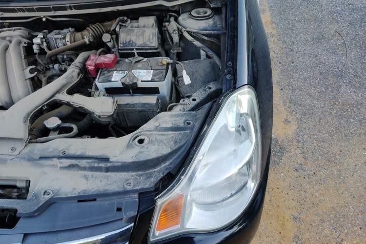 Used Nissan Sylphy 2012 Classic 1.6XE Automatic Comfort Edition Engine Bay Left