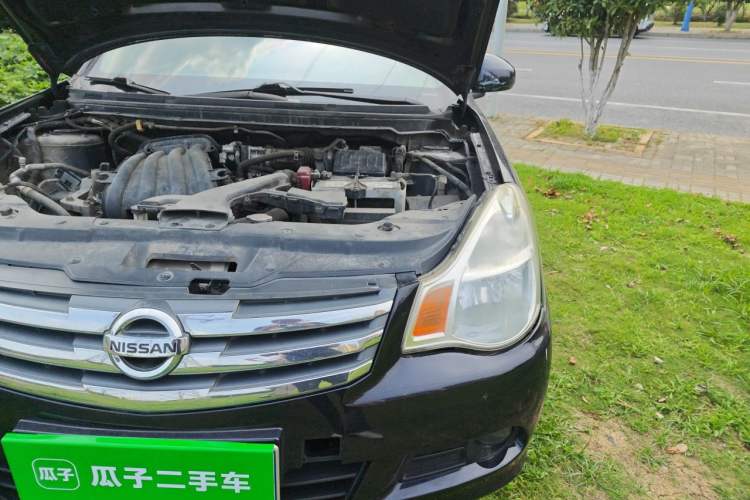 Used Nissan Sylphy 2012 Classic 1.6XE Manual Comfort Edition Engine Bay Left