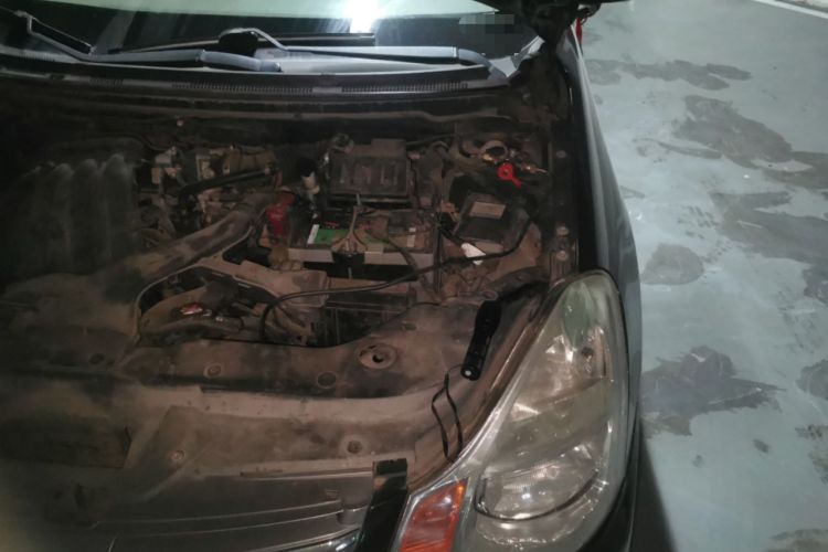 Used Nissan Sylphy 2012 Classic 1.6XL Manual Luxury Edition Engine Bay Left