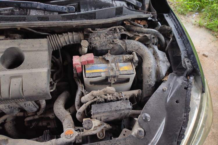 Used Nissan Sylphy 2012 1.6 XL CVT Luxury Edition Engine Bay Left