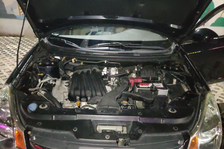 Used Nissan Sylphy 2012 Classic 1.6XE Manual Comfort Edition Engine Bay