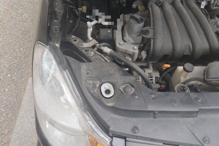 Used Nissan Sylphy 2012 Classic 1.6XE Automatic Comfort Edition Engine Bay Right