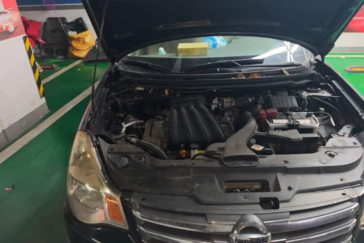 Used Nissan Sylphy 2012 Classic 1.6XE Manual Comfort Edition Engine Bay Right