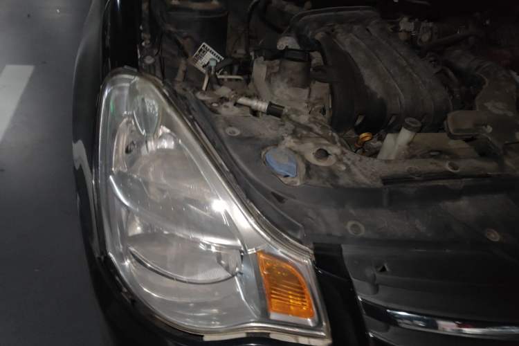 Used Nissan Sylphy 2012 Classic 1.6XE Manual Comfort Edition Engine Bay Right